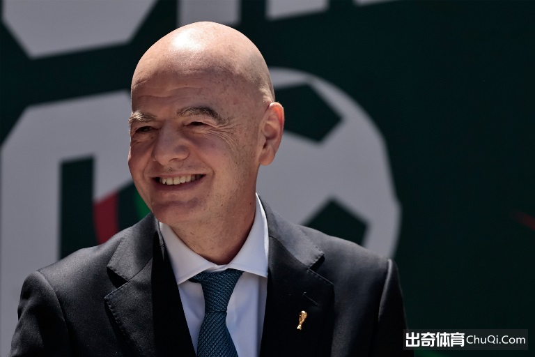 2077深度解读：往日之影与绀碧四人组的神秘对话